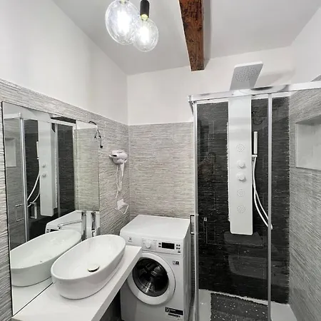 La Casett Apartment *